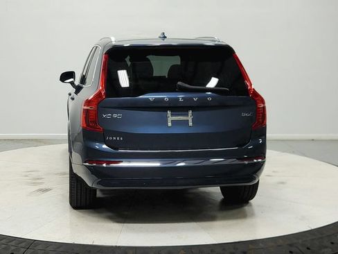 Used 2024 Volvo XC90 B6 Ultimate w/ Protection Package Premier AWD/4WD image 7
