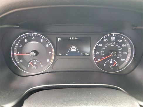 Used 2023 Kia Forte LXS image 13