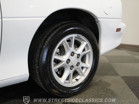 Used 2001 Chevrolet Camaro Z28 w/ Preferred Equipment Group image 13