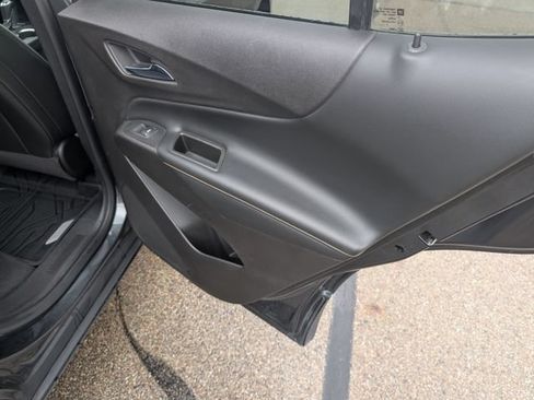 Used 2018 Chevrolet Equinox Premier AWD/4WD image 6
