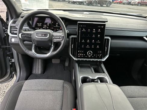 Used 2025 GMC Acadia Elevation image 12