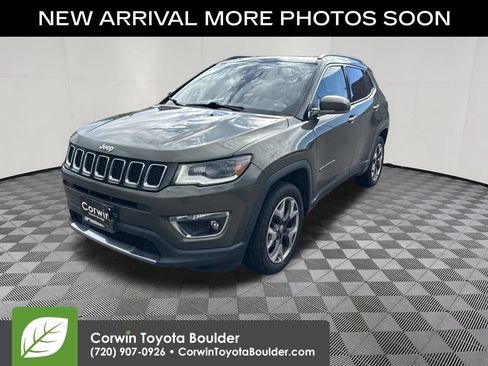 Used 2018 Jeep Compass Limited w/ Navigation Group AWD/4WD image 3