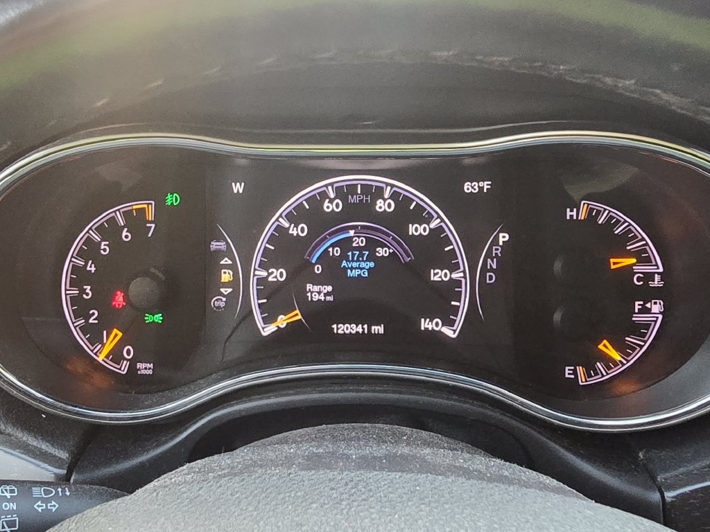Used 2018 Jeep Grand Cherokee Laredo AWD/4WD image 29