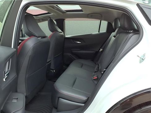 New 2026 Toyota Prius Plug-In Hybrid image 9