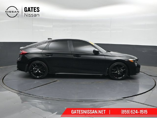 Used 2025 Honda Civic Sport image 3