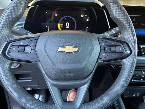 Used 2025 Chevrolet TrailBlazer LT FWD image 29
