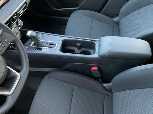 New 2026 Nissan Kicks S image 34