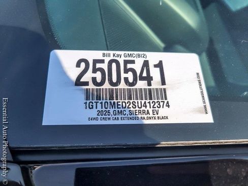 New 2025 GMC Sierra EV Denali image 21