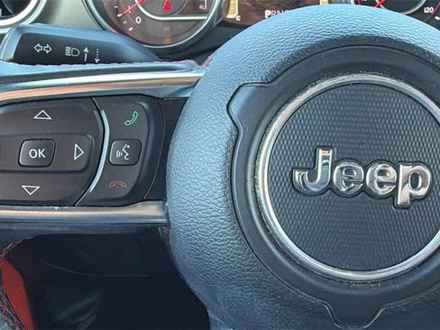 Used 2019 Jeep Wrangler Unlimited Rubicon w/ Cold Weather Group image 27