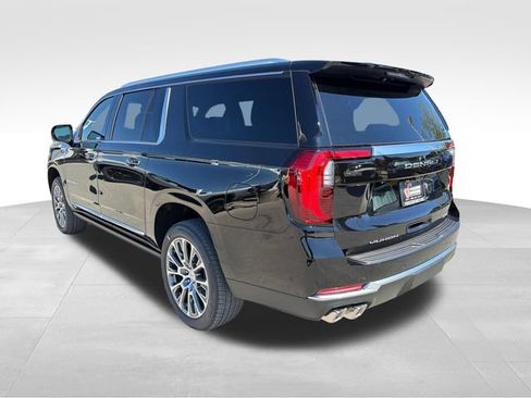 New 2026 GMC Yukon XL Denali w/ Denali Reserve Package AWD/4WD image 5