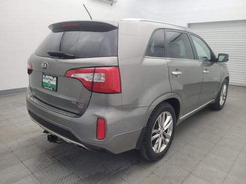 Used 2014 Kia Sorento SX image 9