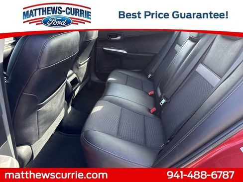 Used 2014 Toyota Camry XLE image 12