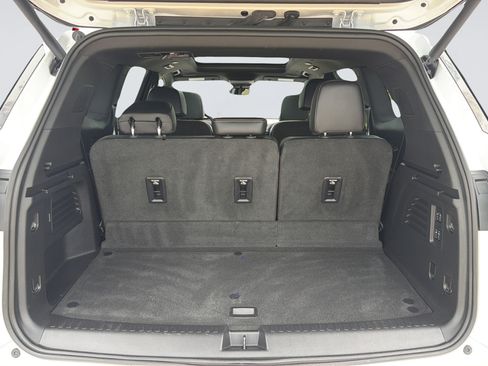 Used 2025 Buick Enclave Avenir w/ LPO, All-Weather Package AWD/4WD image 28