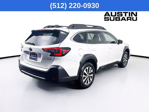 Used 2025 Subaru Outback Premium AWD/4WD image 8