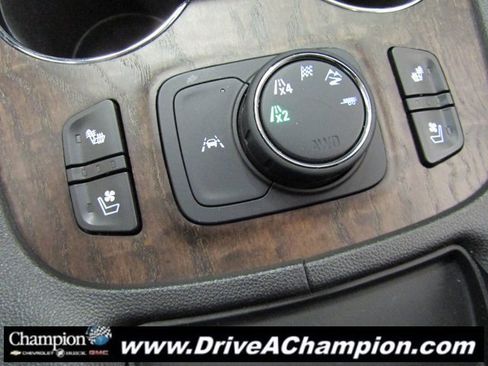 Used 2021 GMC Acadia Denali w/ Denali Ultimate Package image 47