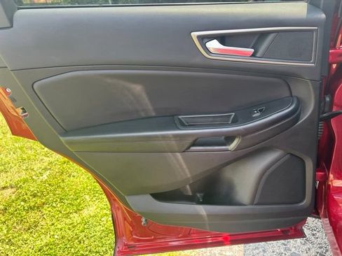 Used 2022 Ford Edge SEL w/ Convenience Package AWD/4WD image 22