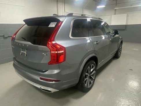 Used 2019 Volvo XC90 T6 Momentum w/ Advanced Package AWD/4WD image 3