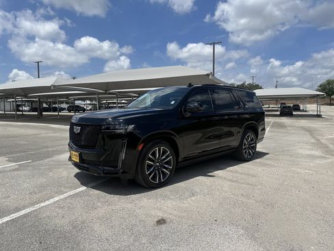 Used 2023 Cadillac Escalade Sport Platinum AWD/4WD image 8