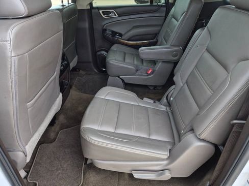 Used 2017 GMC Yukon XL Denali RWD image 30