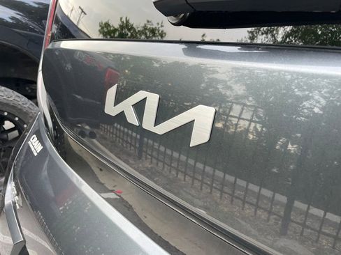 Certified 2023 Kia Soul LX w/ Option Group 015 FWD image 8