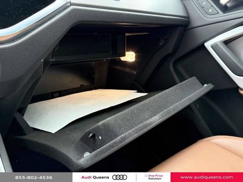 Certified 2023 Audi Q3 2.0T Premium w/ Convenience Package AWD/4WD image 35
