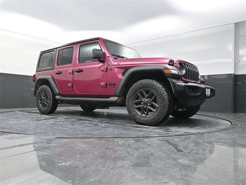 Used 2024 Jeep Wrangler Sport S image 17