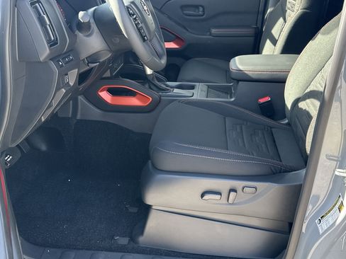 New 2026 Nissan Frontier Pro-X w/ Pro-X Convenience Package image 9