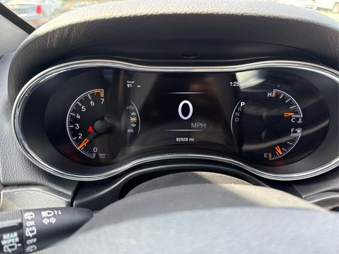 Used 2018 Jeep Grand Cherokee Laredo image 27