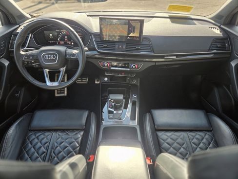 Used 2024 Audi SQ5 Prestige image 10