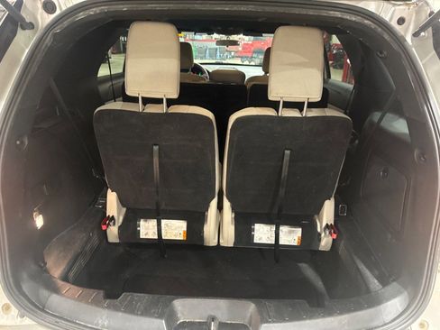 Used 2018 Ford Explorer FWD image 9