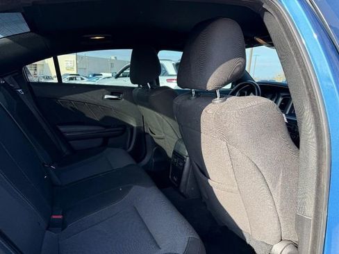 Used 2022 Dodge Charger SXT w/ Blacktop Package image 10