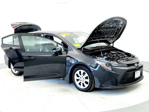 Certified 2023 Toyota Corolla LE image 12