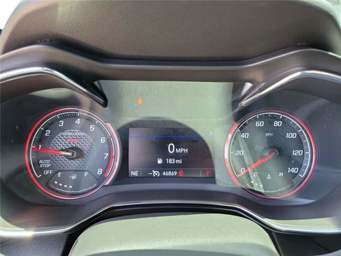 Used 2022 Chevrolet TrailBlazer RS w/ Sun and Liftgate Package FWD image 25