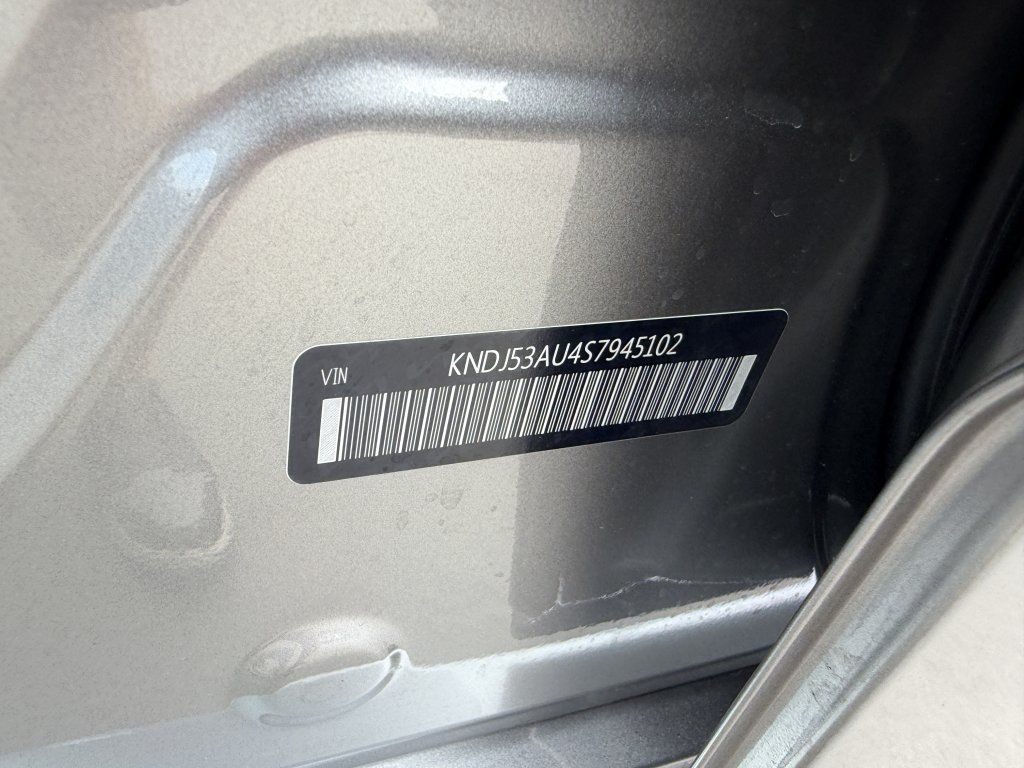 Used 2025 Kia Soul GT-Line w/ GT-Line Technology Package FWD image 43