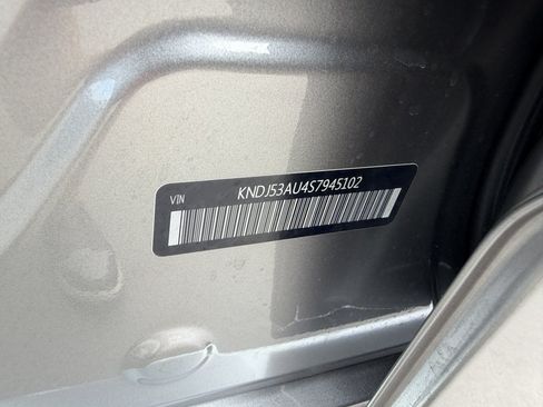 Used 2025 Kia Soul GT-Line w/ GT-Line Technology Package FWD image 43