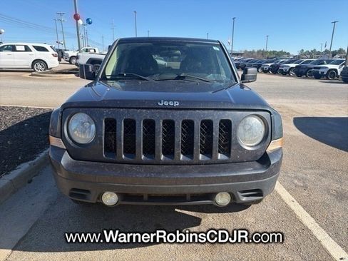 Used 2015 Jeep Patriot Sport w/ Power Value Group image 2