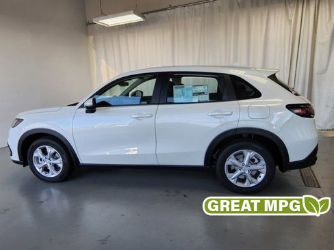 Used 2025 Honda HR-V LX image 1