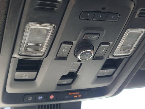 Used 2023 Chevrolet Tahoe Premier w/ Advanced Technology Package image 23