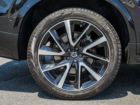 Certified 2024 Volvo XC90 B6 Ultimate AWD/4WD image 19