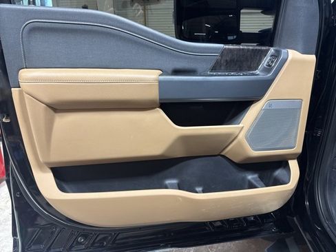 Used 2024 Ford F350 Lariat w/ Chrome Package image 14