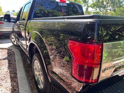 Used 2019 Ford F150 Platinum w/ Equipment Group 701A Luxury image 3