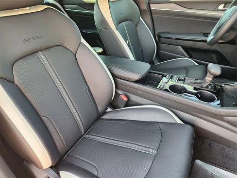 New 2026 Kia K5 GT-Line image 10
