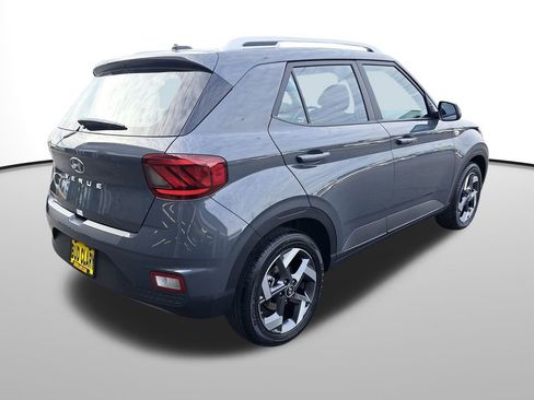 New 2026 Hyundai Venue SEL image 6
