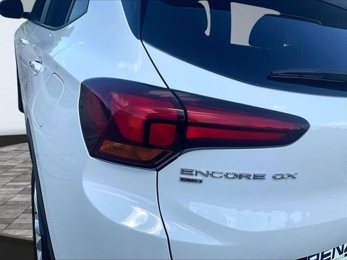 Used 2023 Buick Encore GX Preferred AWD/4WD image 25