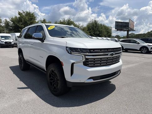 Used 2023 Chevrolet Tahoe Premier w/ Premium Package 2 AWD/4WD image 9