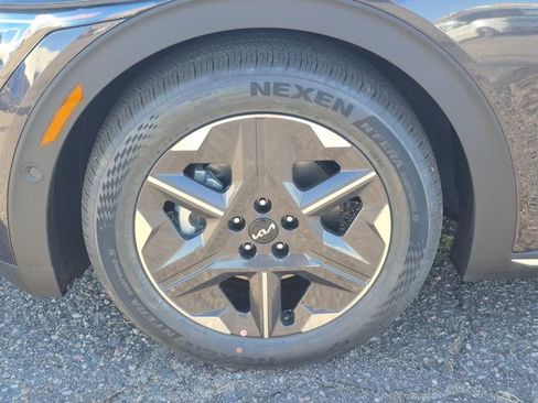 New 2025 Kia EV6 Light image 17