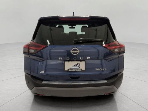 Used 2023 Nissan Rogue SV AWD/4WD image 25