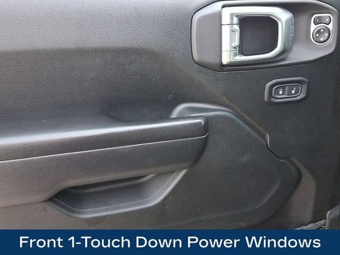 Used 2020 Jeep Wrangler Sport AWD/4WD image 21