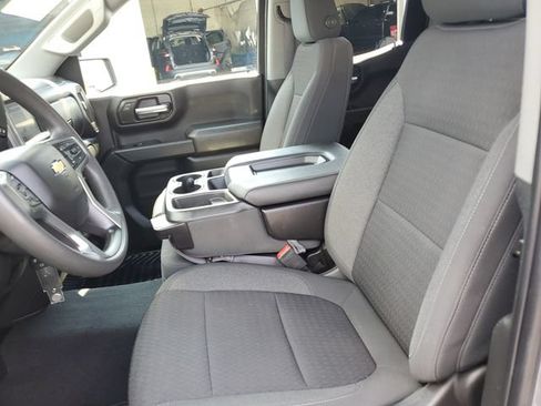 Used 2022 Chevrolet Silverado 1500 Custom w/ Safety Confidence Package AWD/4WD image 16