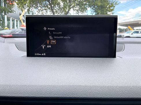 Used 2018 Audi Q7 3.0T Prestige AWD/4WD image 32
